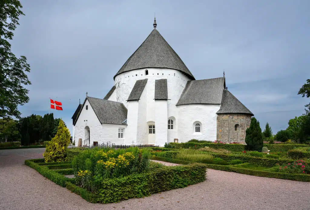 Kościoły rotundowe na Bornholmie: dziedzictwo architektoniczne wyspy 3 Kościoły rotundowe na Bornholmie: dziedzictwo architektoniczne wyspy 3